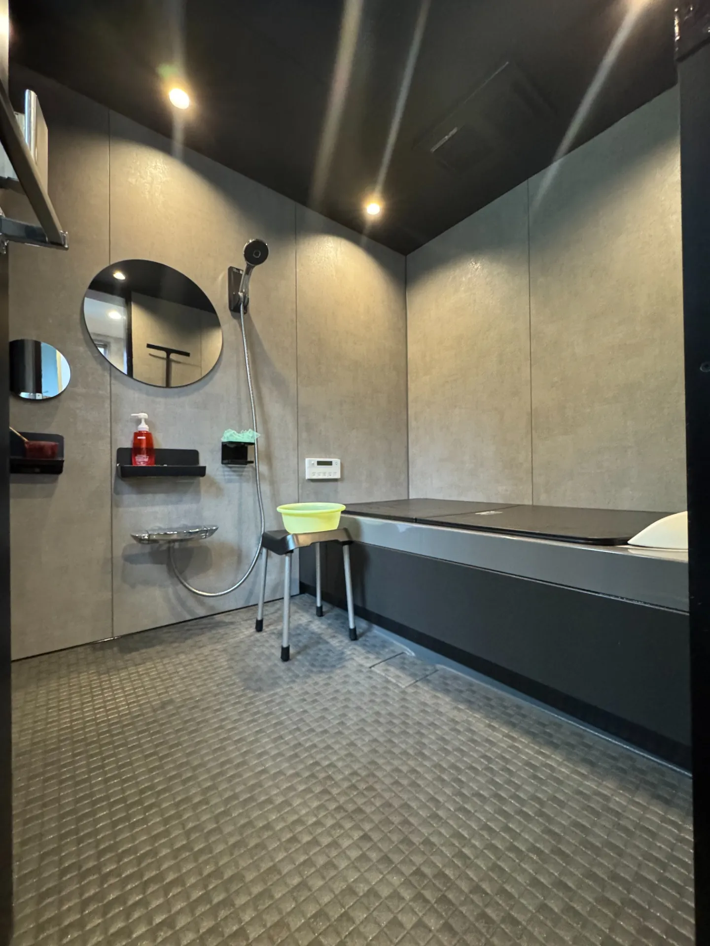 浴室・洗面リフォーム+トイレ内装で快適空間に